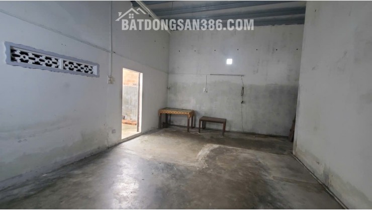 NHÀ ĐẸP – GIÁ TỐT –CẦN BÁN NHÀ  2 TẦNG MẶT TIỀN -Thôn LONG HÒA, Vạn Long, Vạn Ninh, Khánh Hòa