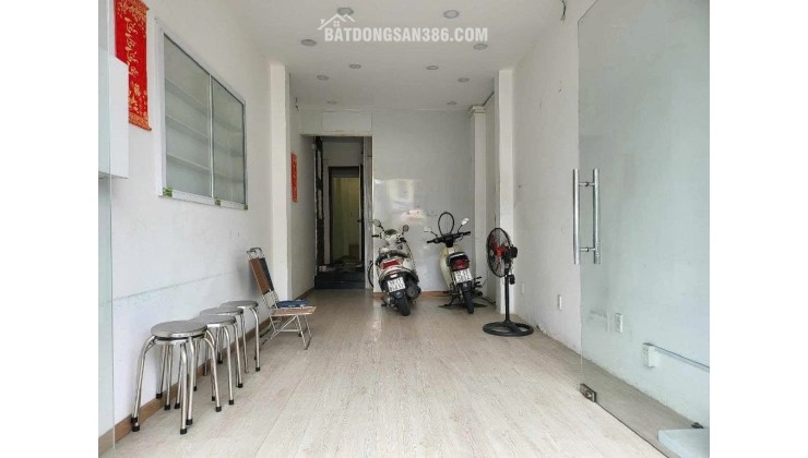 NHÀ ĐẸP – GIÁ TỐT –CẦN BÁN  NHANH  3 CĂN NHÀ TẠI đường Tạ Quang Bửu Phường 2 Quận 8, HCM