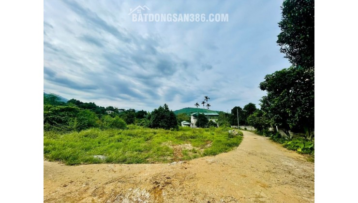 LÔ GÓC 2 MẶT TIỀN – CỰC HIẾM TẠI ĐỒNG BÈN, QUỐC OAI