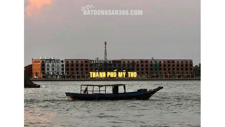 NHÀ PHỐ THƯƠNG MẠI – GIÁ TỐT  – CHÍNH CHỦ CẦN BÁN TẠI đường Bờ Kè Hoàng Sa, Mỹ Tho