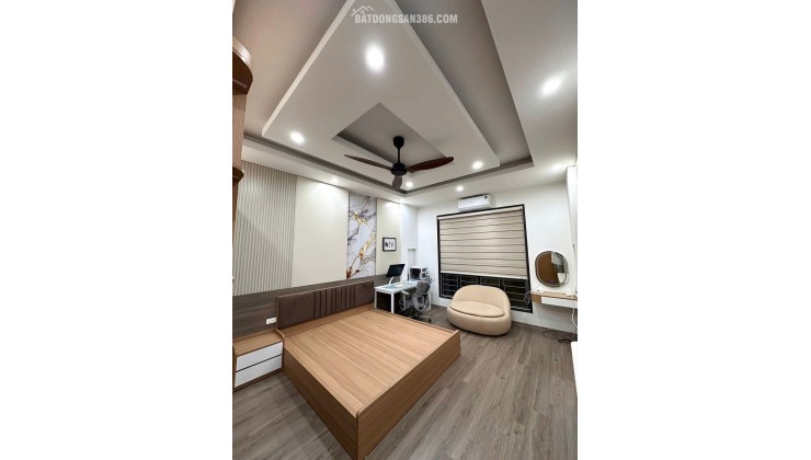 BÁN NHÀ PHỐ VĂN CAO - TRUNG TÂM BA ĐÌNH - NHÀ MỚI ĐẸP Ở NGAY - 32m2 CHƯA ĐẾN 8 TỶ