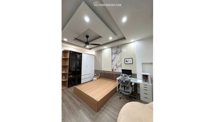 BÁN NHÀ PHỐ VĂN CAO - TRUNG TÂM BA ĐÌNH - NHÀ MỚI ĐẸP Ở NGAY - 32m2 CHƯA ĐẾN 8 TỶ