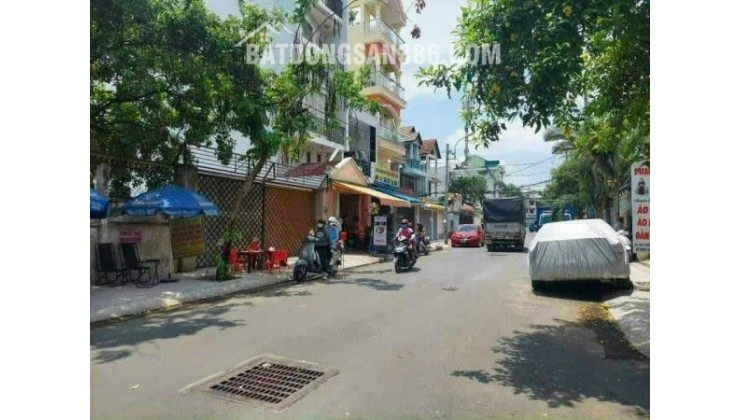 Chính chủ cần bán gấp lô đất vị trí đẹp 4 x 18m gần đường Dương Quảng Hàm, P6, Q. GV giá chỉ 8 tỷ