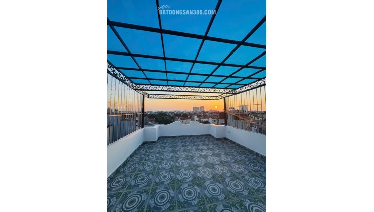 Nhà Ngọc Lâm xây mới 6 tầng – 47m – thang máy, ôtô đỗ trong nhà, 2 mặt thoáng, giá 11.7 tỷ