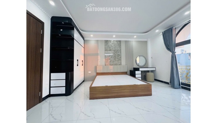 Bán nhà 6 tầng thang máy gara ô tô, khu Quân đội Ngọc Thụy – Long Biên 50m, giá 11.2 tỷ