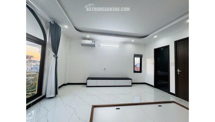 Nhà Ngọc Lâm xây mới 6 tầng – 47m – thang máy, ôtô đỗ trong nhà, 2 mặt thoáng, giá 11.7 tỷ