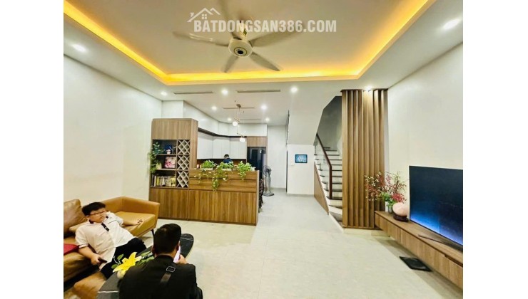 BÁN NHÀ DÒNG TIỀN,CẦU GIẤY,HN.