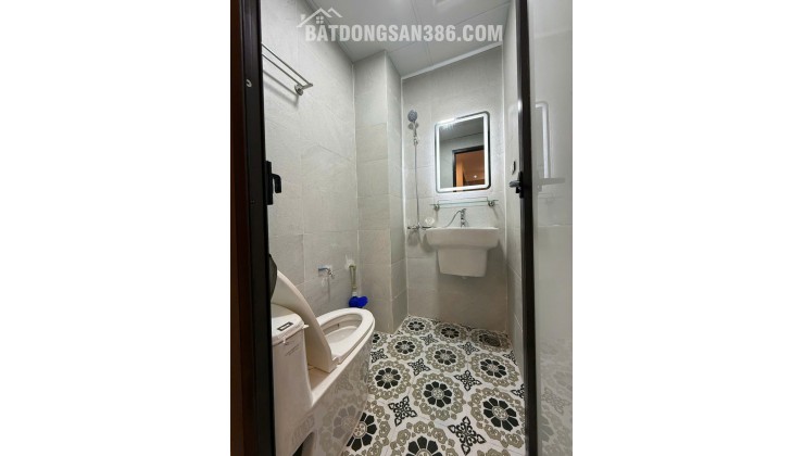 BÁN NHÀ TAM TRINH - HOÀNG MAI, DT 120 M2, 7 TẦNG THANG MÁY, MT 7,5 M, GIÁ 33,4 TỶ.