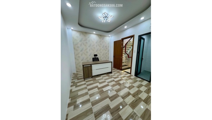 HẺM QUANG TRUNG – NHÀ MỚI 3 TẦNG GIÁ CHỈ 6.8 TỶ. LH:0779351867 – 0764071867.