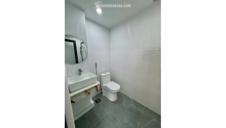 HẺM QUANG TRUNG – NHÀ MỚI 3 TẦNG GIÁ CHỈ 6.8 TỶ. LH:0779351867 – 0764071867.