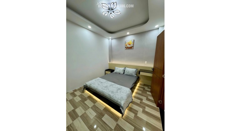 HẺM QUANG TRUNG – NHÀ MỚI 3 TẦNG GIÁ CHỈ 6.8 TỶ. LH:0779351867 – 0764071867.