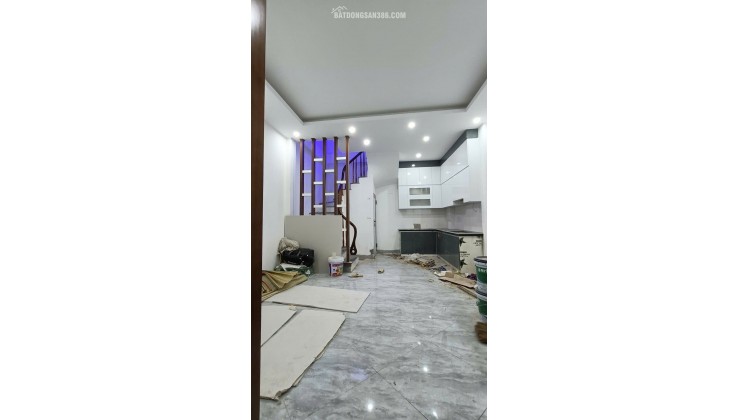 BÁN NHÀ KIM GIANG- THANH LIỆT, 35 M2, 5 TẦNG, MĂT TIỀN 4,5 M, GIÁ 7,35 TỶ.