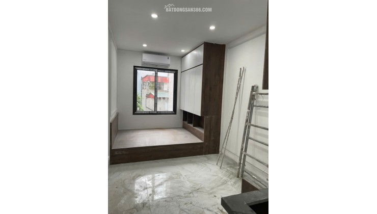 Bán Nhà Dòng Tiền Ngõ Chợ Khâm Thiên 7 Tầng 24 Phòng Khép Kín Full Đồ ( Cách Ô Tô 80M )