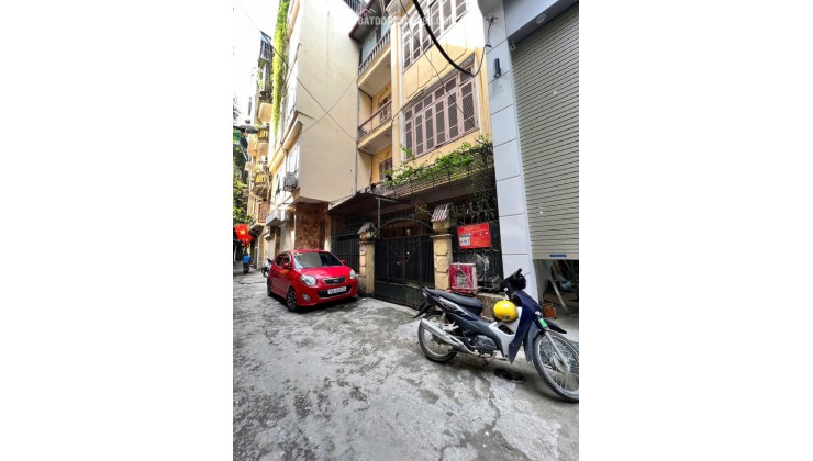 Hiếm có trong tầm giá nhỉnh 21 tỷ tại Hào Nam Đống Đa phân lô oto KD 52m x7t thang máy.