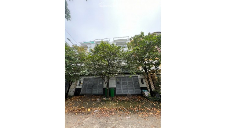 BÁN NHÀ TRỌ KDC BẾN LỨC (CHỢ BÌNH ĐIỀN) 240M2 SHR 25TỶ. LH:0866977572.