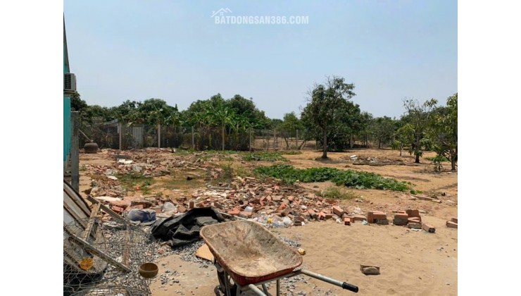 TIN SIÊU HOT Chính chủ gửi bán lô đất vườn cực đẹp huyện Cần Giờ cách Vingroup Cần Giờ khoảng 1,5km