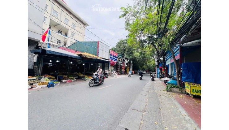 MẢNH ĐẤT VÀNG - MẶT PHỐ PHÚC DIỄN - VỈA HÈ - Ô TÔ TRÁNH - KINH DOANH SẦM UẤT - THOÁNG TRƯỚC SAU
