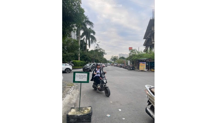 CHÍNH CHỦ Cần Bán Nhà Liền Kề Khu Đô Thị Mới Văn Khê, Phường Hà Đông, TP Hà Nội