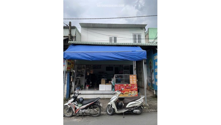 Bán nhà tại Dĩ An, Bình Dương, giá 5 tỷ, 150m2, sổ hồng riêng, 4 P. trọ, 1 ki ốp. Thu nhập 9tr/T