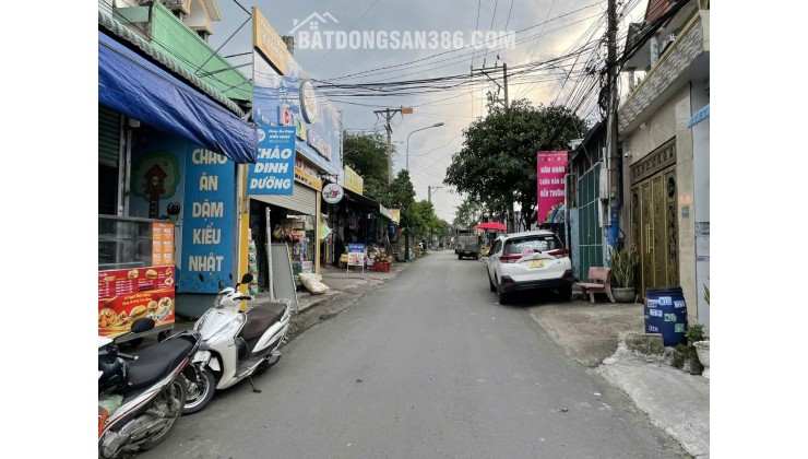 Bán nhà tại Dĩ An, Bình Dương, giá 5 tỷ, 150m2, sổ hồng riêng, 4 P. trọ, 1 ki ốp. Thu nhập 9tr/T