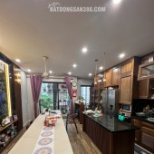 Nhà riêng Pháo Đài Láng DT 60m2, 5 tầng, lô góc giá 21.x tỷ có TL