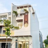 Bán Nhà Mặt Phố Giá Nhà Hẻm - Ôtô Ra Vào Tận Cửa Thủ Dầu Một - Tặng Nội Thất