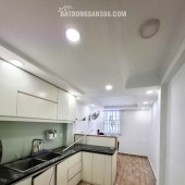 HIẾM -HẺM XE HƠI ĐỖ CỬA LÊ VĂN SỸ Q3 - NHÀ ĐẸP - TRỆT, 3 LẦU, SÂN THƯỢNG - NỞ HẬU TÀI LỘC - CHỈ NHỈNH 8 TỶ