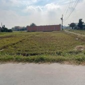 Bán lô đất thổ cư 1 xẹt QL1A DT 7x20 giá 1.8 tỷ thương lượng