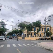 BÁN ĐẤT MẶT TIỀN ĐƯỜNG HÀN THUYÊN - NHA TRANG (XƯƠNG HUÂN)
- Diện tích 85.1m2 full ODT
- Ngang 5.31m nở hậu 5.37m. Hướng Đông Bắc
- Đường trước