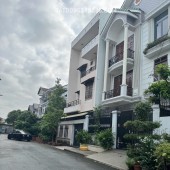 Cho thuê căn biệt thự đường 23, Hiệp Bình Chánh, nhà xây 1 trệt 2 lầu, sân thượng. DT 8x15