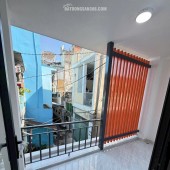 16 TRIỆU: NHÀ NGUYÊN CĂN 3 TẦNG TÂN BÌNH- LÝ THƯỜNG KIỆT- 4m X 17m– 4 PHÒNG NGỦ MỚI. VŨ 0933910039