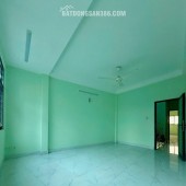 7.2 TỶ, MẶT TIỀN TRUNG TÂM P3 GÒ VẤP, NGAY BV 175, 3 TẦNG, 80m2, NGANG GẦN 6.5m