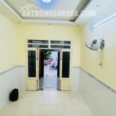 Mặt tiền đường 51 - Quận 7 - 2 tầng - 2 PN - Giá ̣9.5 tỷ