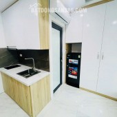 TÒA CHDV NGAY NGÃ TƯ VỌNG - LÔ GÓC - ĐƯỜNG THÔNG Ô TÔ TRÁNH - MẶT TIỀN BỀ THẾ - 29PKK - 180TR/THÁNG- 99 m, 8 tầng, mặt tiền 9 m. 35 tỷ