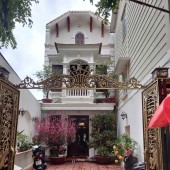 HOT NHÀ ĐẤT ĐẸP- GIÁ TỐT CẦN BÁN NHANH BIỆT THỤ SÂN VƯỜN khu phố ẩm thực Đảo Ngọc Ngũ Xá P.Trúc Bạch