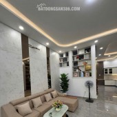 Bán nhà Q1 – Trần Hưng Đạo liên thông Trần Đình Xu, căn hiếm giữa trung tâm Sài Gòn