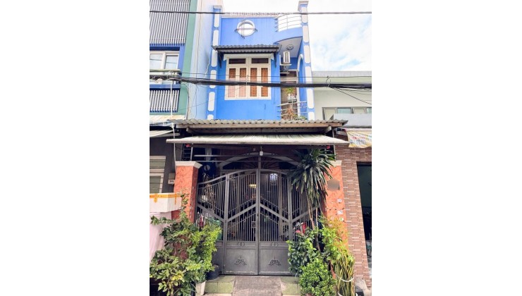 Bán nhà Hẻm ô tô ngay phố ẩm thực Phú Thọ Hòa, 67m2, 2 tầng, Vị trí kinh doanh, Chỉ 7tỷ nhỉnh