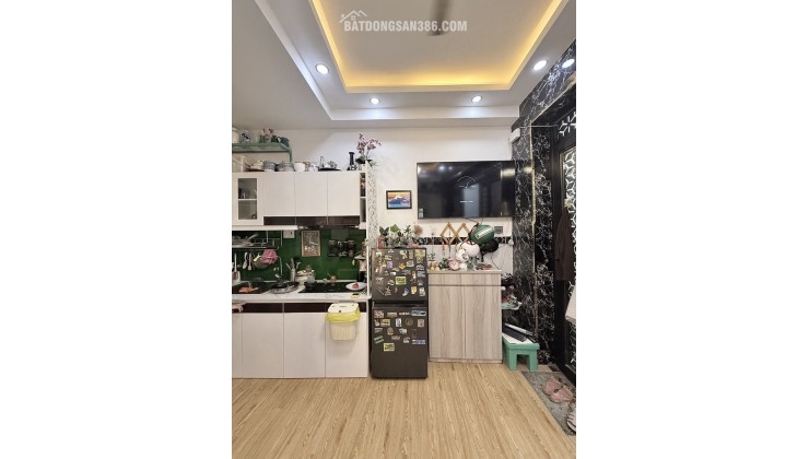  NHÀ XINH 4 TẦNG KHU VIP NGUYỄN VĂN TRỖI 16M2 (4X4) 2PN 3WC, NT VIP - 4.5 TỶ