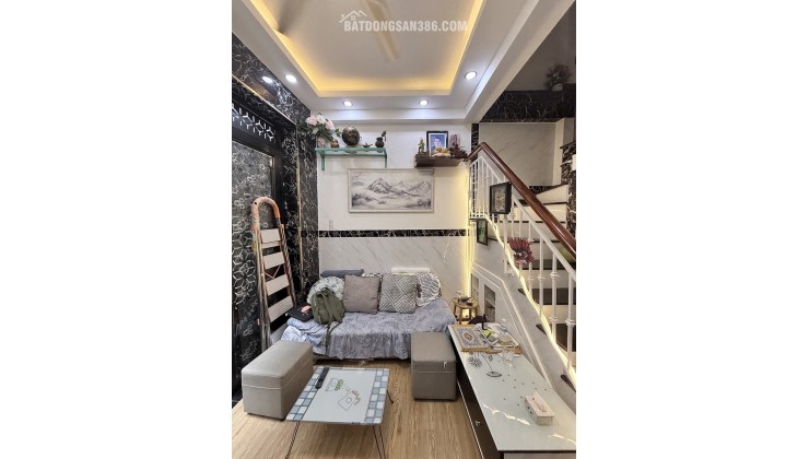  NHÀ XINH 4 TẦNG KHU VIP NGUYỄN VĂN TRỖI 16M2 (4X4) 2PN 3WC, NT VIP - 4.5 TỶ