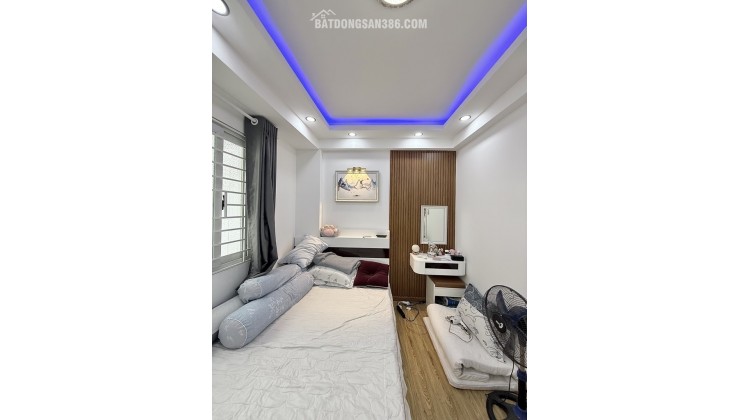  NHÀ XINH 4 TẦNG KHU VIP NGUYỄN VĂN TRỖI 16M2 (4X4) 2PN 3WC, NT VIP - 4.5 TỶ