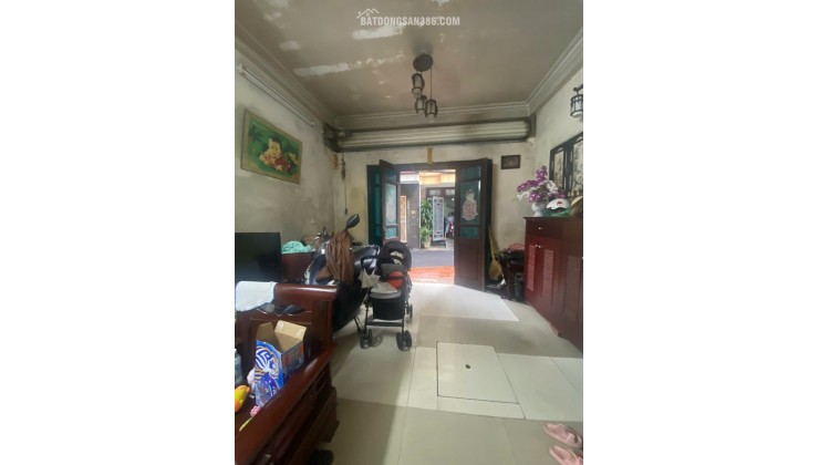 264.88.2C Ngọc Thụy. 32 4 4 11.7 tỷ