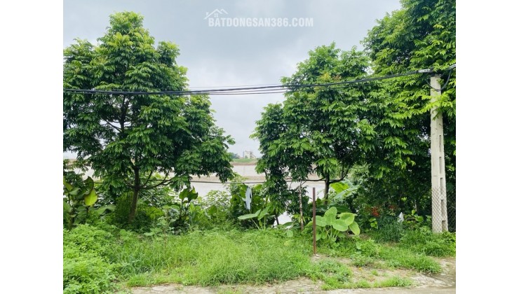 Đất Ngọc Thuỵ 102m, lô góc, oto tránh, view sông giá chỉ nhỉnh 8 tỷ còn tl.