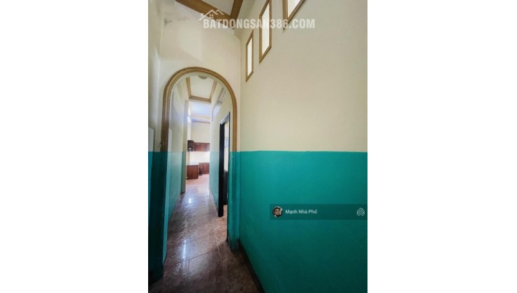 BÁN NHÀ BÀU CÁT NGUYỄN HỒNG ĐÀO GẦN NHÀ GA METRO 4.1M x 23M 3 TẦNG GIÁ 10.9T TL