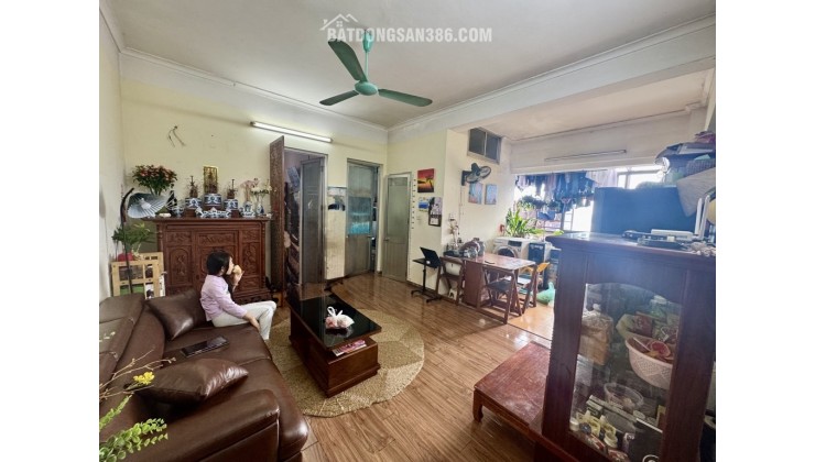 CHUNG CƯ THỊNH LIỆT LÔ GÓC - SỔ ĐỎ CHUẨN- KHU VỰC ĐANG PHÁT TRIỂN GIÁ TRỊ TĂNG TỪNG THÁNG.