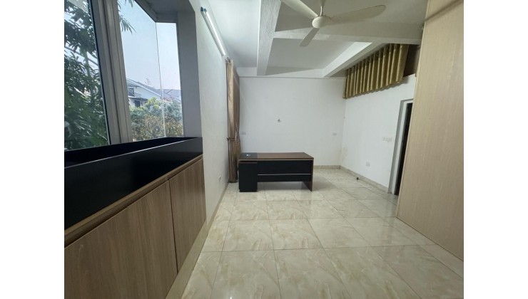 LÔ GÓC – PHÂN LÔ – VỈA HÈ 2 BÊN – Ô TÔ TRÁNH – KINH DOANH SẦM UẤT – TRUNG TÂM KĐT VIGLACERA XUÂN PHƯƠNG