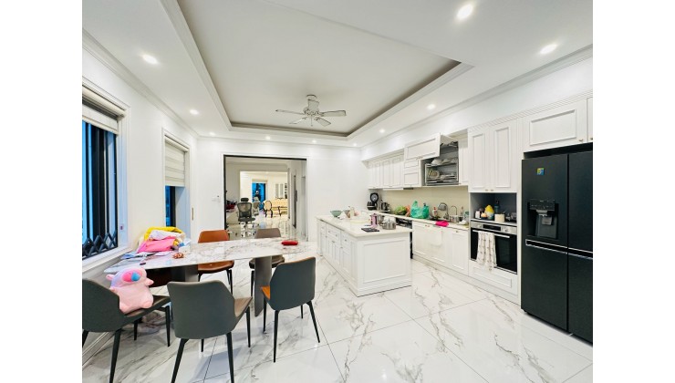  LÔ GÓC 3 MẶT THOÁNG – 6 TẦNG THANG MÁY – VỪA Ở VỪA CHO THUÊ – KĐT ĐÔ NGHĨA 