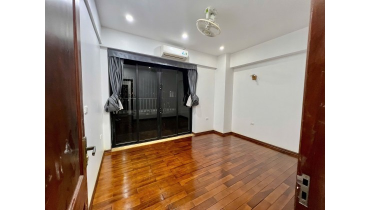 CĂN ĐẸP – TÒA ĐẸP – HÀNH LANG ĐÁ BÓNG – ÁNH SÁNG NGẬP TRÀN – BAN CÔNG MÊ LI