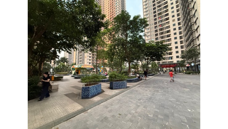 CHUYỂN NHÀ BIỆT THỰ – BÁN CĂN HỘ CAO CẤP TÒA S1 GOLDMARK CITY – 3PN RỘNG – NỘI THẤT XỊN – TẦNG CAO VIEW ĐẸP