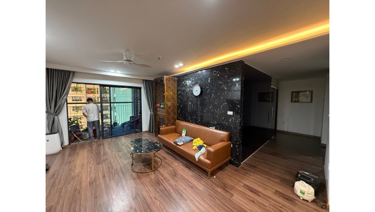 CHUYỂN NHÀ BIỆT THỰ – BÁN CĂN HỘ CAO CẤP TÒA S1 GOLDMARK CITY – 3PN RỘNG – NỘI THẤT XỊN – TẦNG CAO VIEW ĐẸP