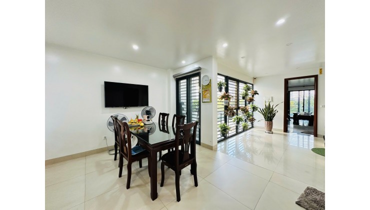 SHOPHOUSE VILLA HÀ ĐÔNG – NHÀ DÂN KIÊN CỐ – NỘI THẤT LIM – SỔ HOA KHÔI – GIÁ TỐT